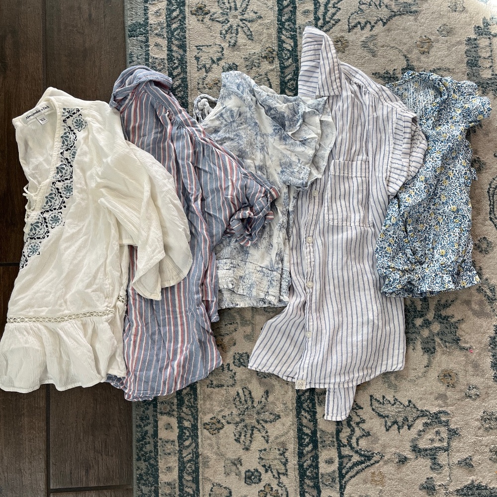 Lot of women’s spring tops